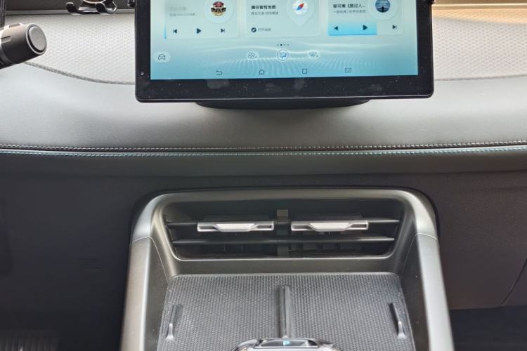 Used BYD Qin PLUS 2025 DM-i Smart Drive 55KM Leading Model Interior 10