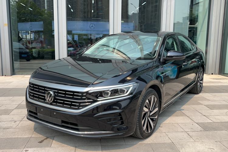 Used Volkswagen Passat 2024 380TSI Dragon Glory Edition Exterior 2