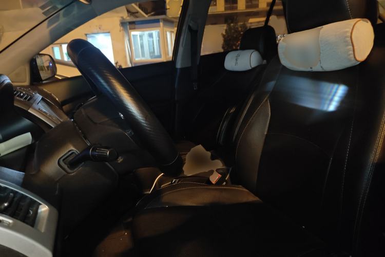 Used BYD S6 2014 2.0L Manual Luxury 5-Seater