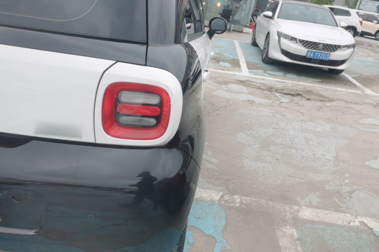 Used ORA Black Cat 2021 301 km Basic Version Exterior 3