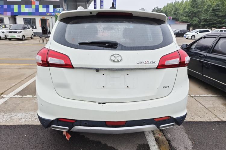 Used BAIC Senova X65 2015 2.0T manual Comfort trim level