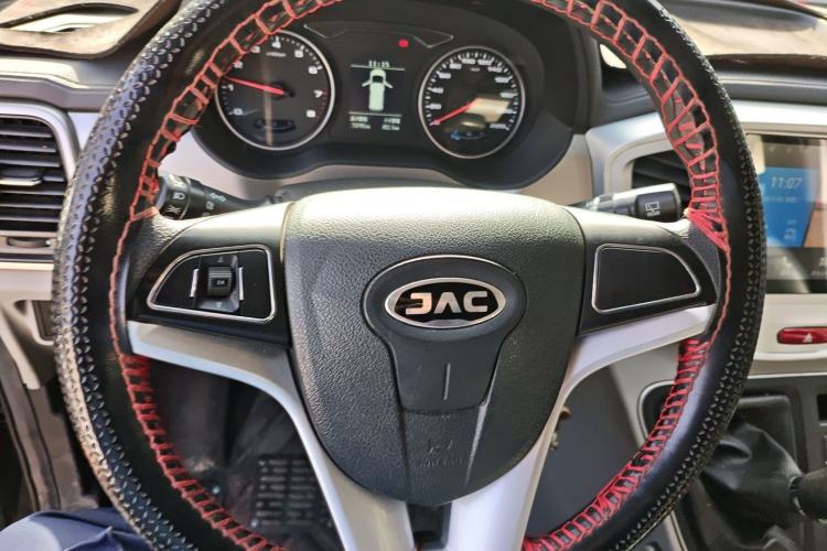 Used JAC Refine M4 2021 2.0L Manual Commercial Edition