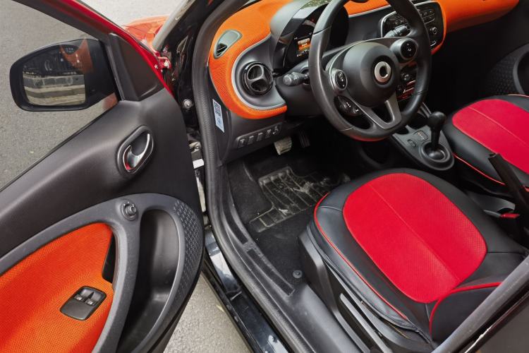 Used smart forfour 2016 1.0L 52 kW Passion Edition