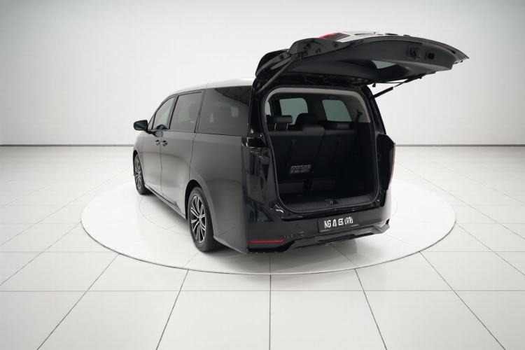 Used GAC Trumpchi M8 2024 Master Series 400T Ultimate Edition Exterior 2