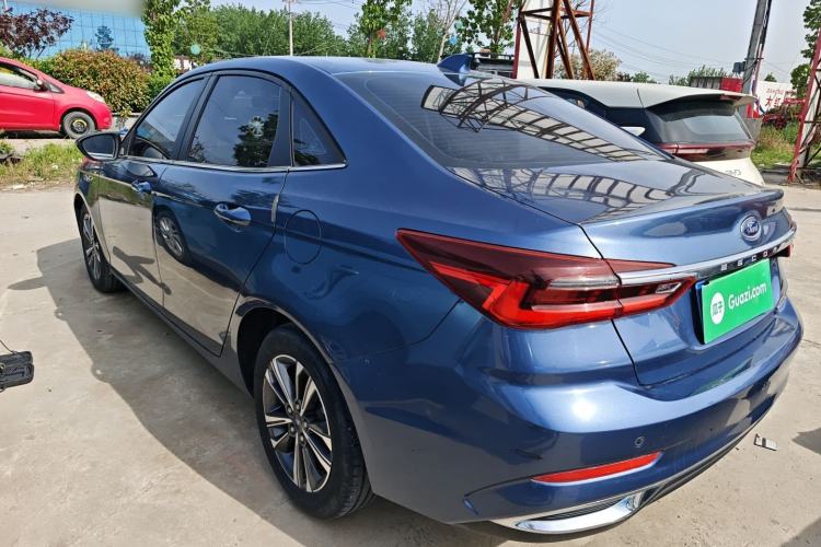 Used Ford Escort 2021 1.5L Automatic Diamond Edition
