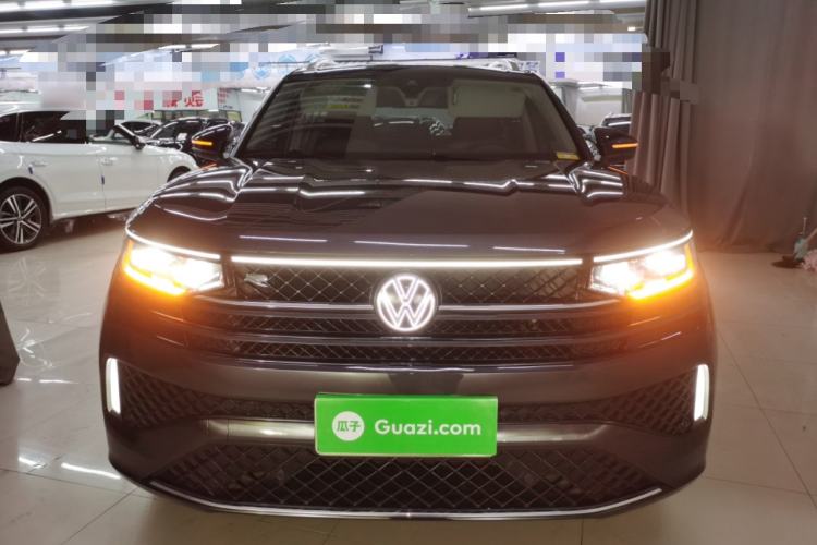 Used Volkswagen Tavendor 2023 380TSI Four-Wheel Drive R-Line Cruise Edition
