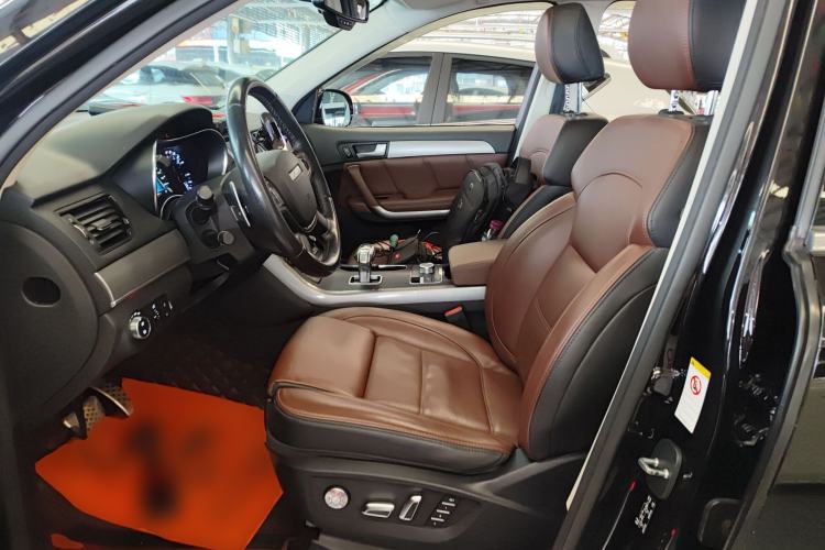 Used Haval H8 2017 2.0T Gasoline Four-Wheel Drive Luxury Model