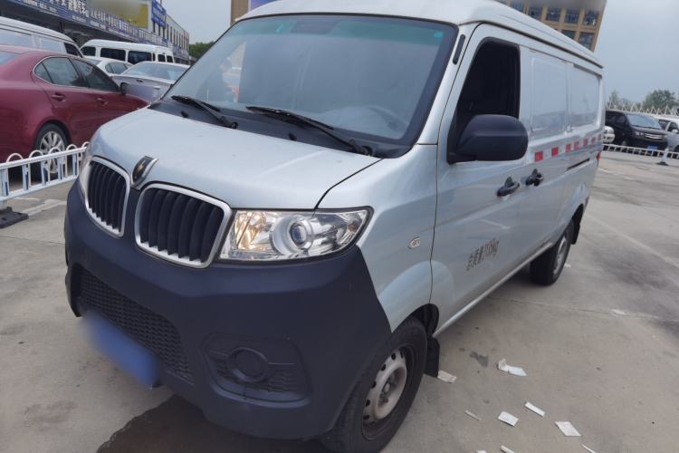 Used Jinbei Hiace X30 2023 1.5L Super-Enjoyment Van 2/5 Seats Non-Air-Conditioned Version SWC15M