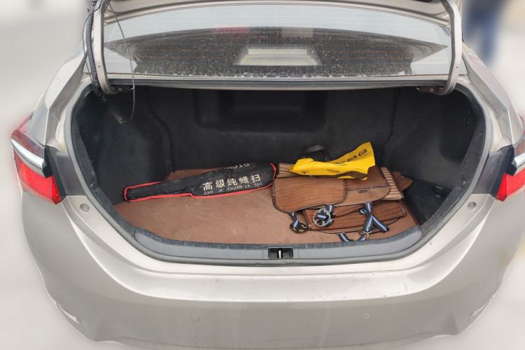 Used Toyota Corolla 2018 Dual-Engine 1.8L E-CVT Smart Edition