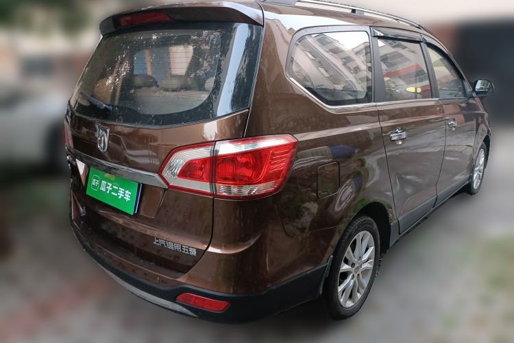 Used Baojun 730 2014 1.5L manual Comfort ESP version 7 seats Rear Right 45 Deg