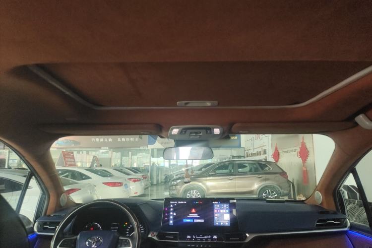 Used Toyota SIENNA 2023 2.5L Hybrid Comfort Edition Headliner