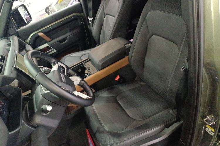 Used Land Rover Defender 2023 110 3.0T P400 X-DYNAMIC HSE
