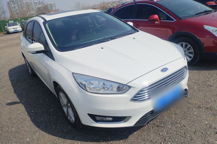 Used Ford Focus 2017 Sedan 1.6L Manual Fashion Edition Smart Drive Version
