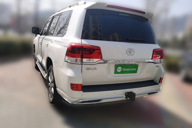 Used Toyota Land Cruiser 2015 4.0L V6 Middle East Low-Trim Version Rear Left 45 Deg