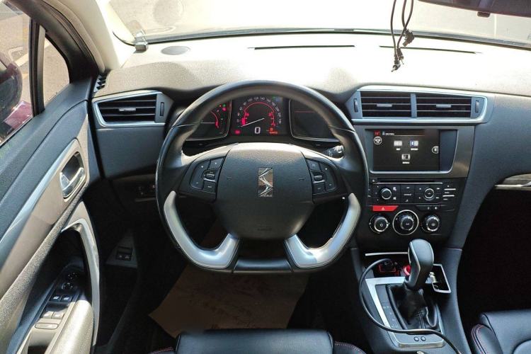 Used DS 5LS 2016 1.6T Style Edition THP160