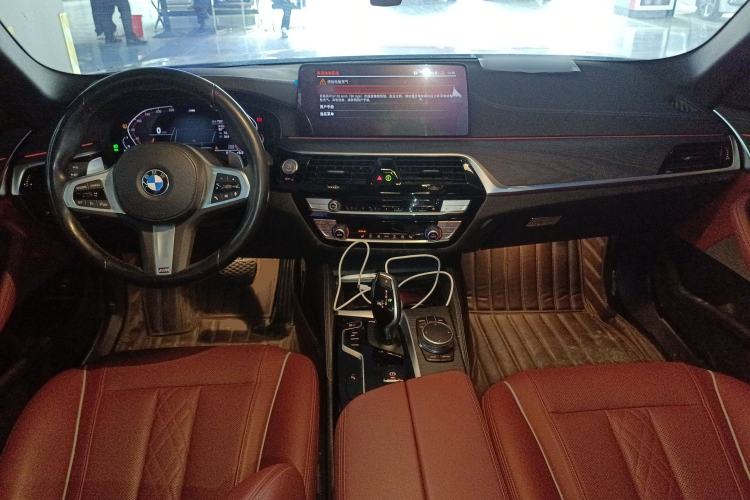 Used BMW 5 Series 2022 Second Facelift 530Li Leading Edition M Sport Package