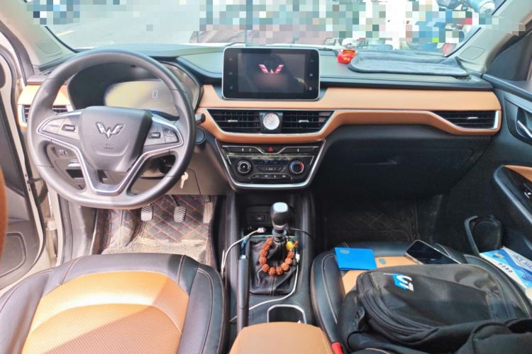 Used Wuling Hongguang S3 2018 1.5L Manual Luxury Model China V Standard Center Console