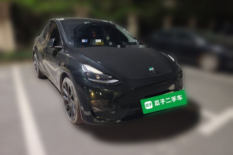 Used Tesla Model Y 2021 Long-Range All-Wheel-Drive Version Front Right 45 Deg