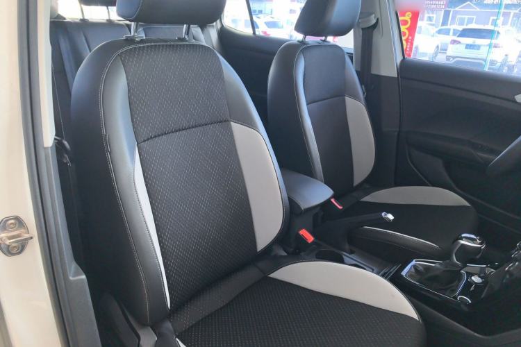 Used Volkswagen Tacqua 2023 200TSI DSG Joy-Connect Edition