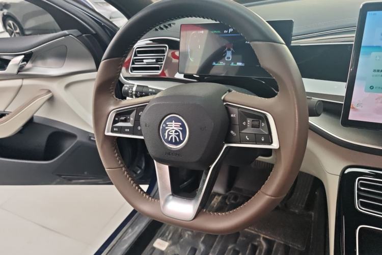 Used BYD Qin PLUS 2023 Champion Edition DM-i 120KM Leading Model
