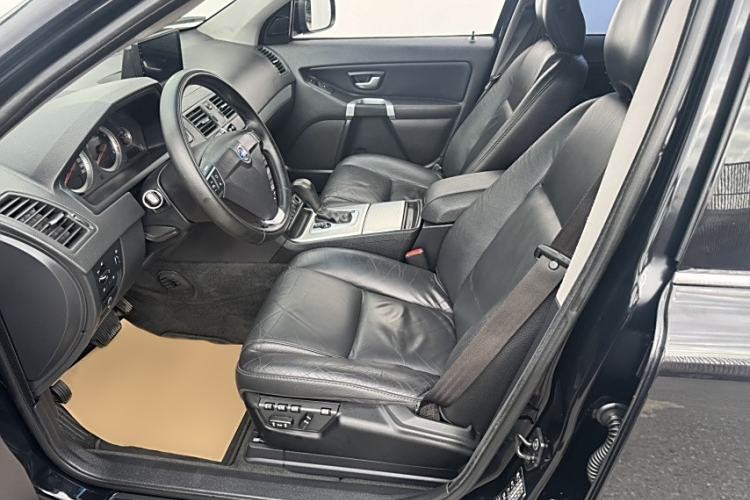 Used Volvo XC Classic 2014 T5 Luxury Edition
