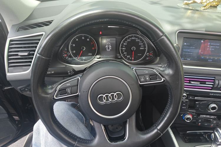 Used Audi Q5 2015 40 TFSI Technology Edition
