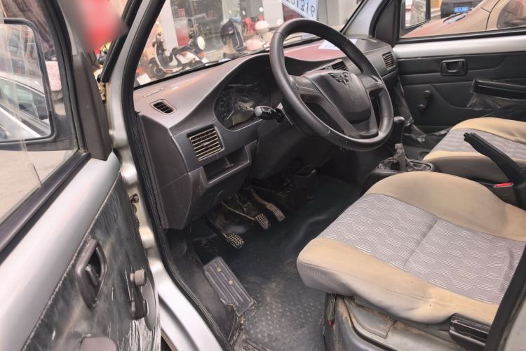 Used Wuling Rongguang Small Truck 2012 1.5L Double-Cab Basic Version L3C