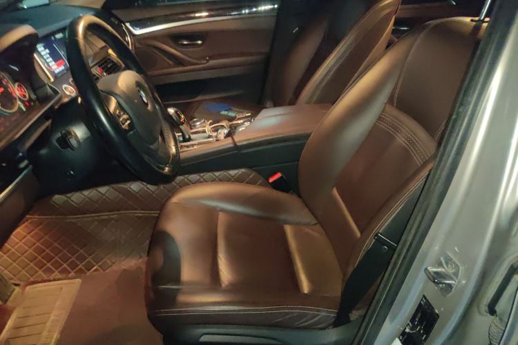 Used BMW 5 Series 2014 525Li Luxury Design Package
