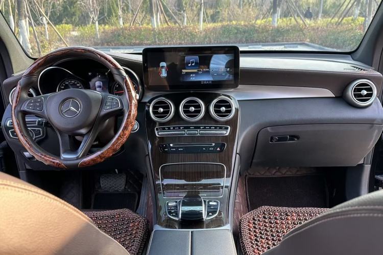 Used Mercedes-Benz GLC 2018 Facelifted GLC 260 4MATIC Dynamic Edition