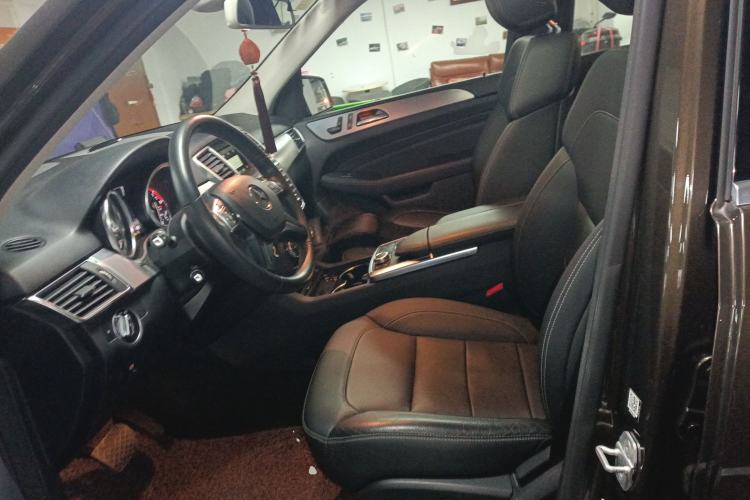 Used Mercedes-Benz M-Class 2015 ML 320 4MATIC
