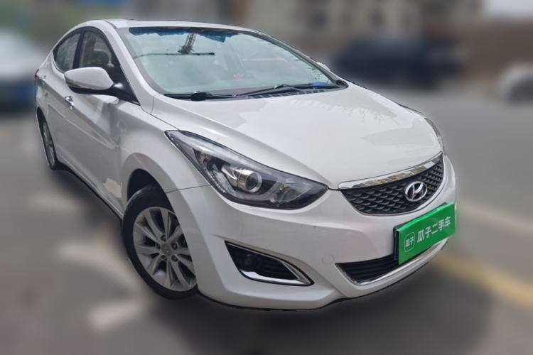 Used Hyundai Elantra (5th Generation / Langdong) 2016 1.6L Automatic Prestige Model Front Right 45 Deg