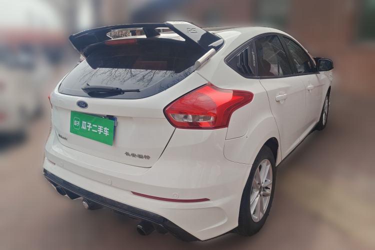 Used Ford Focus 2015 Hatchback 1.6L Automatic Fashion Edition
