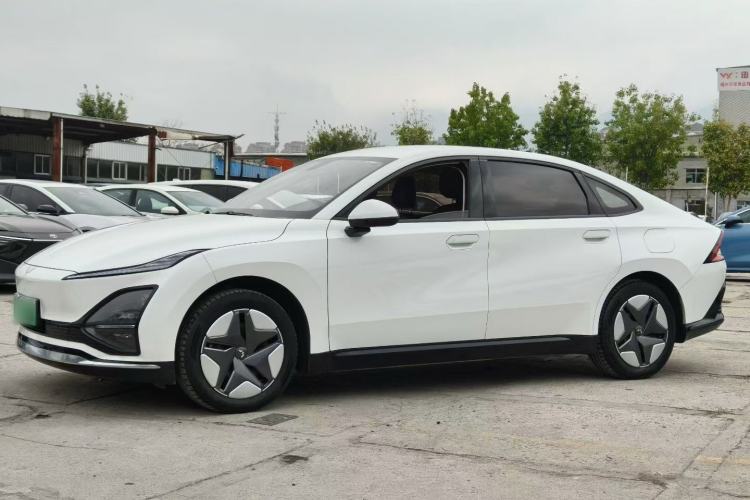 Used Wuling E5 2024 410 km Standard Version Exterior 5