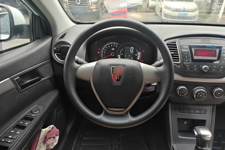 Used Roewe 350 2015 1.5L Automatic Luxury Sunroof Edition
