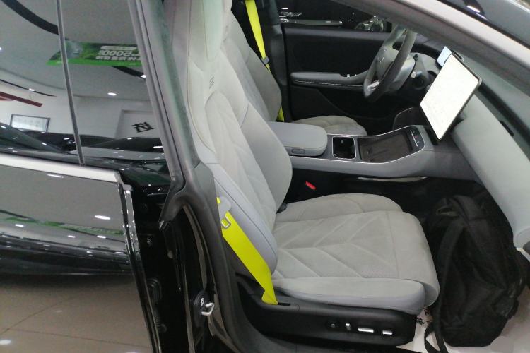 Used Nio ET5T 2025 Model Champion Commemorative Edition, 75kWh Touring Right Front Seat