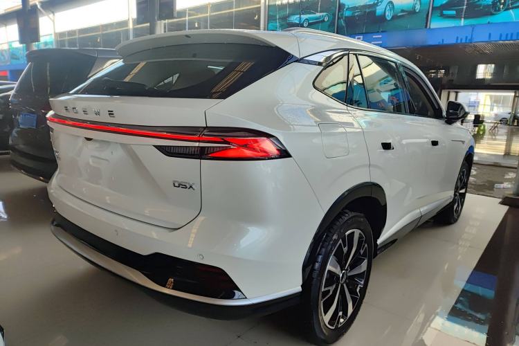 Used Roewe D5X DMH 2024 135 Tech Edition
