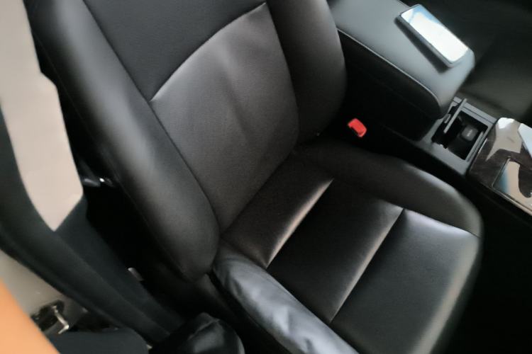 Used Toyota Camry 2015 2.0G Premier Edition Right Front Seat