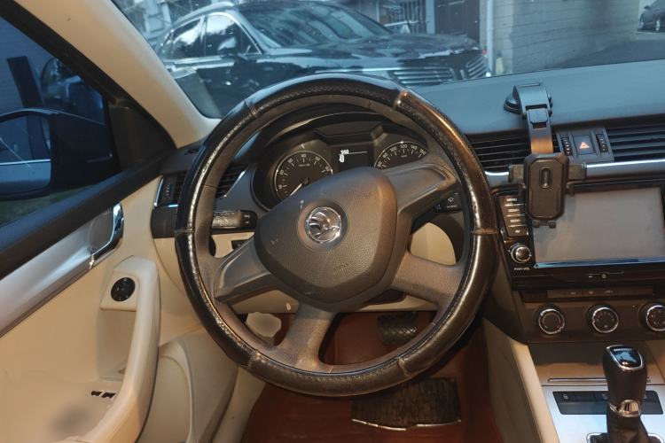 Used Skoda Octavia 2015 1.6L Automatic Yijie Edition