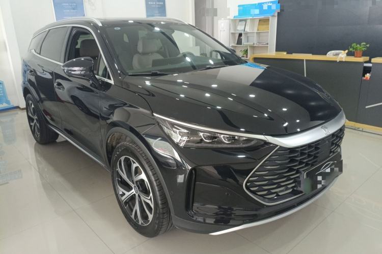 Used BYD Tang New Energy 2025 DM-i 115KM Flagship Model Front Right 45 Deg