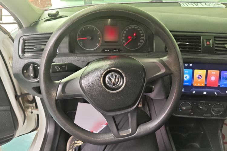 Used Volkswagen Santana 2016 1.6L Manual Fashion Edition