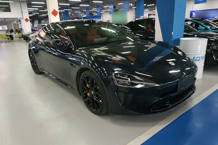 Used Xiaomi Auto SU7 2024 Four-Wheel Drive Ultra-Long Range Advanced Intelligent Driving Max Edition
