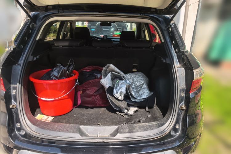 Used JMC Yusheng S330 2016 1.5L GTDi Manual Two-Wheel Drive Value Edition Trunk