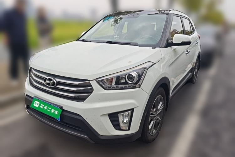 Used Hyundai ix25 2015 1.6L Automatic Two-Wheel-Drive Deluxe DLX Model