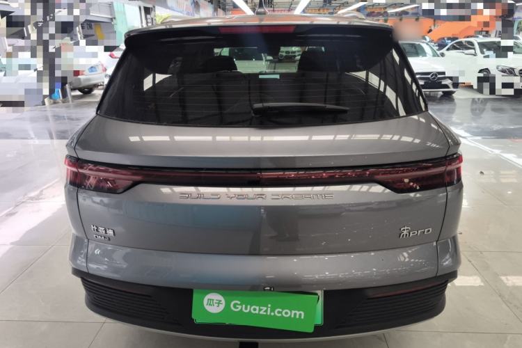 Used BYD Song Pro New Energy 2024 HONOR Edition DM-i 71KM Navigation Model
