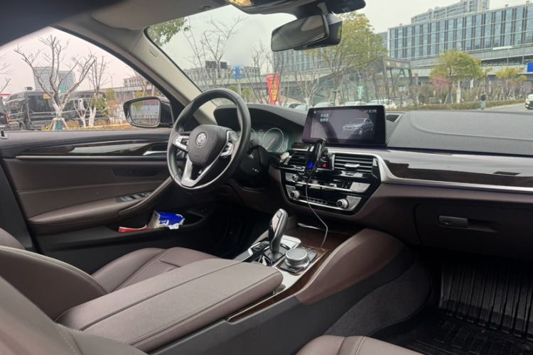 Used BMW 5 Series 2019 Facelifted 525Li Luxury Package