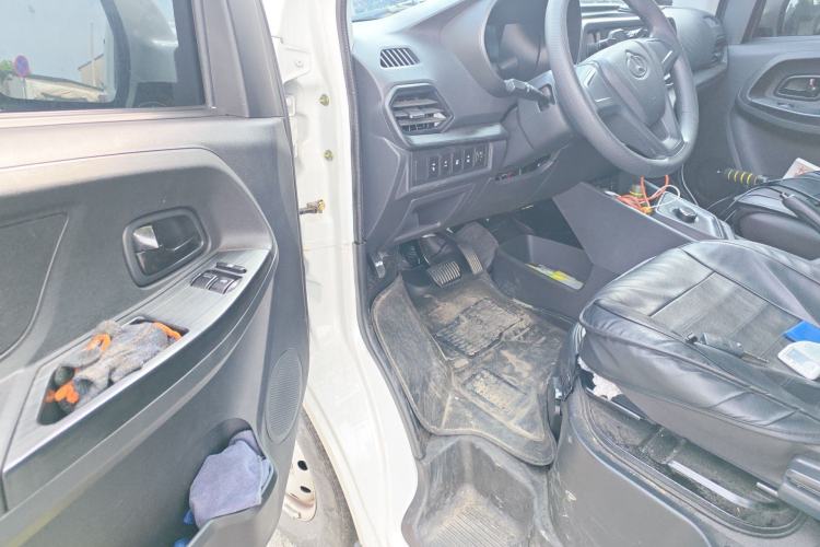 Used CHANGAN KAICHENG Ruixing EM80 2025 Passenger Version Comfort Edition 6-Seater 300 km Dual-Swing Doors Driver Seat