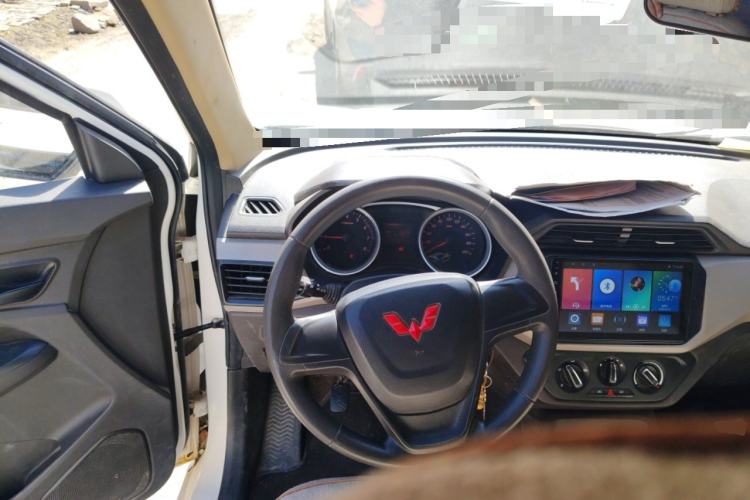 Used Wuling Hongguang 2021 1.5L Revised S Standard Version with Electric Power Steering LAR