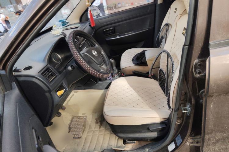 Used Dongfeng Fengon 330 2014 1.5L Manual Utility Version DK15 Left Front Seat