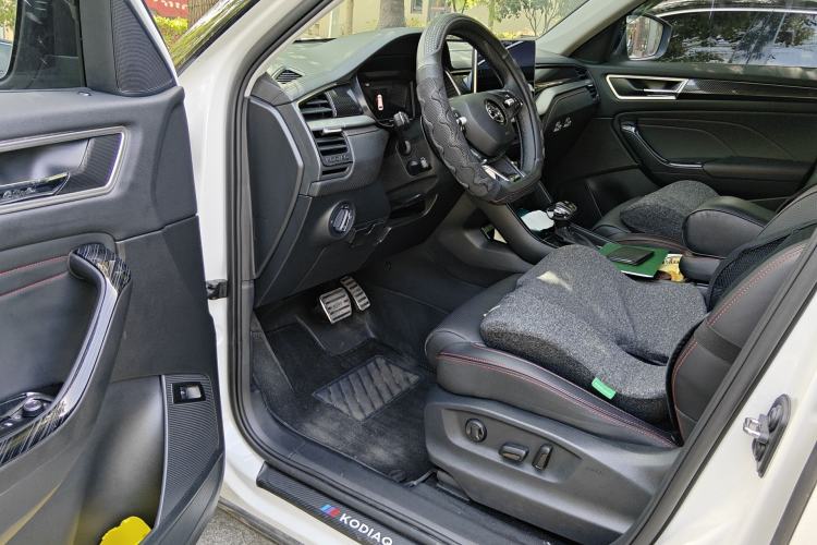 Used Skoda Kodiaq GT 2023 Restyled TSI330 Two-Wheel-Drive Luxury Edition Driver Seat