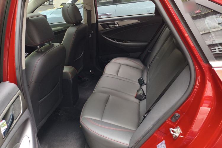 Used CHANGAN Eado 2016 1.6L GDI Manual JingShang Model Left Rear Seat